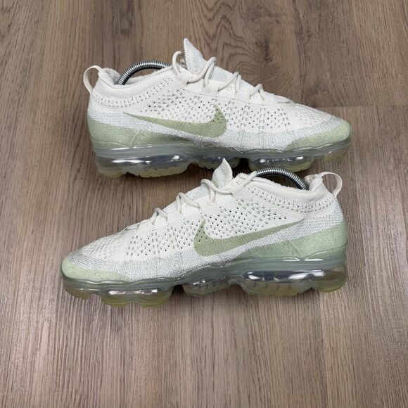 Nike Air VaporMax 2023 Flyknit Shoes Mens Size 10.5 White Running DV1678-300 main image 6